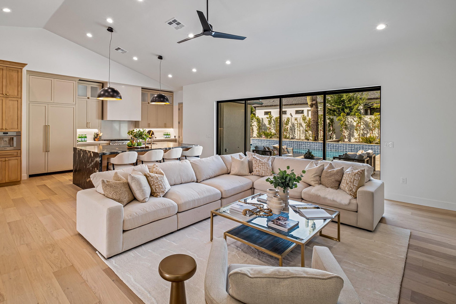 Arcadia, Phoenix staged interior, view 5